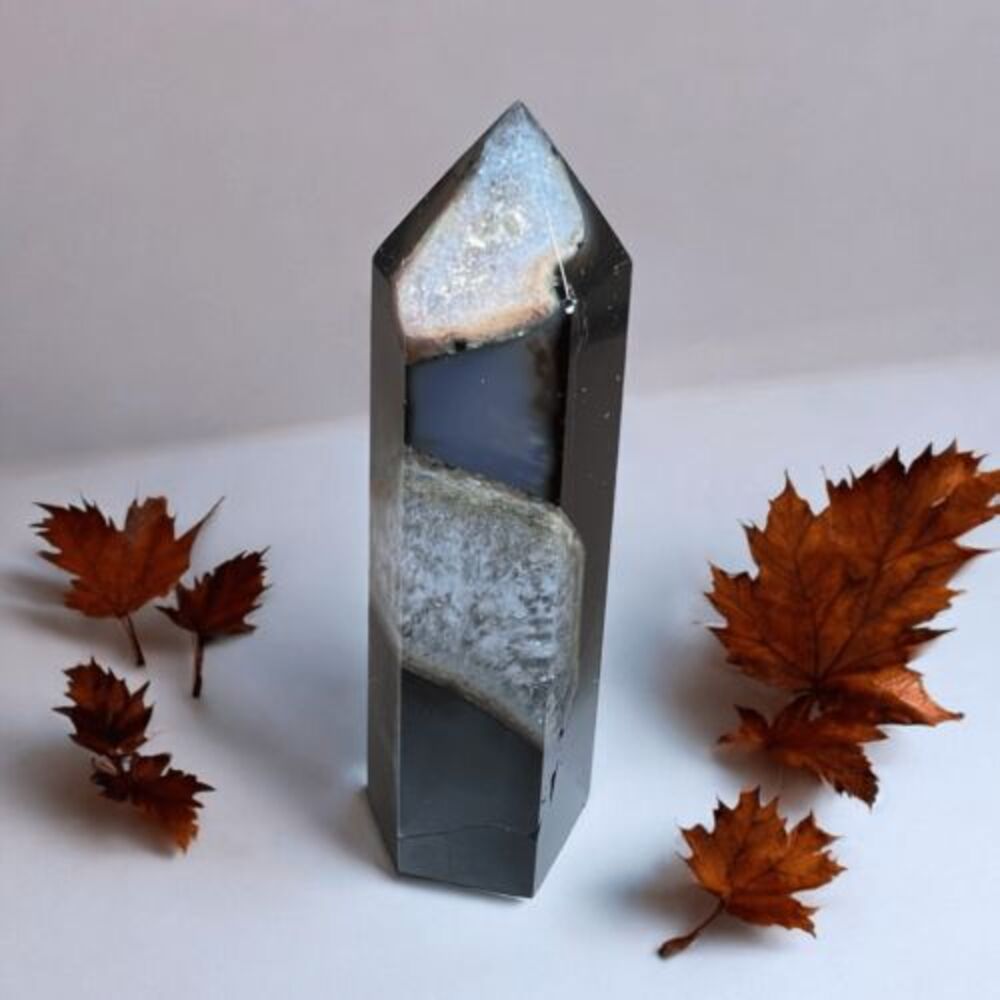 Black‎ Agate Crystal Tower (4)